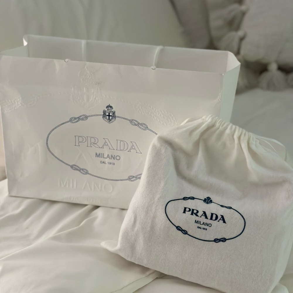 Re-Nylon Prada Re-Edition 2000 mini-bag baby pink - Picture 7 of 8